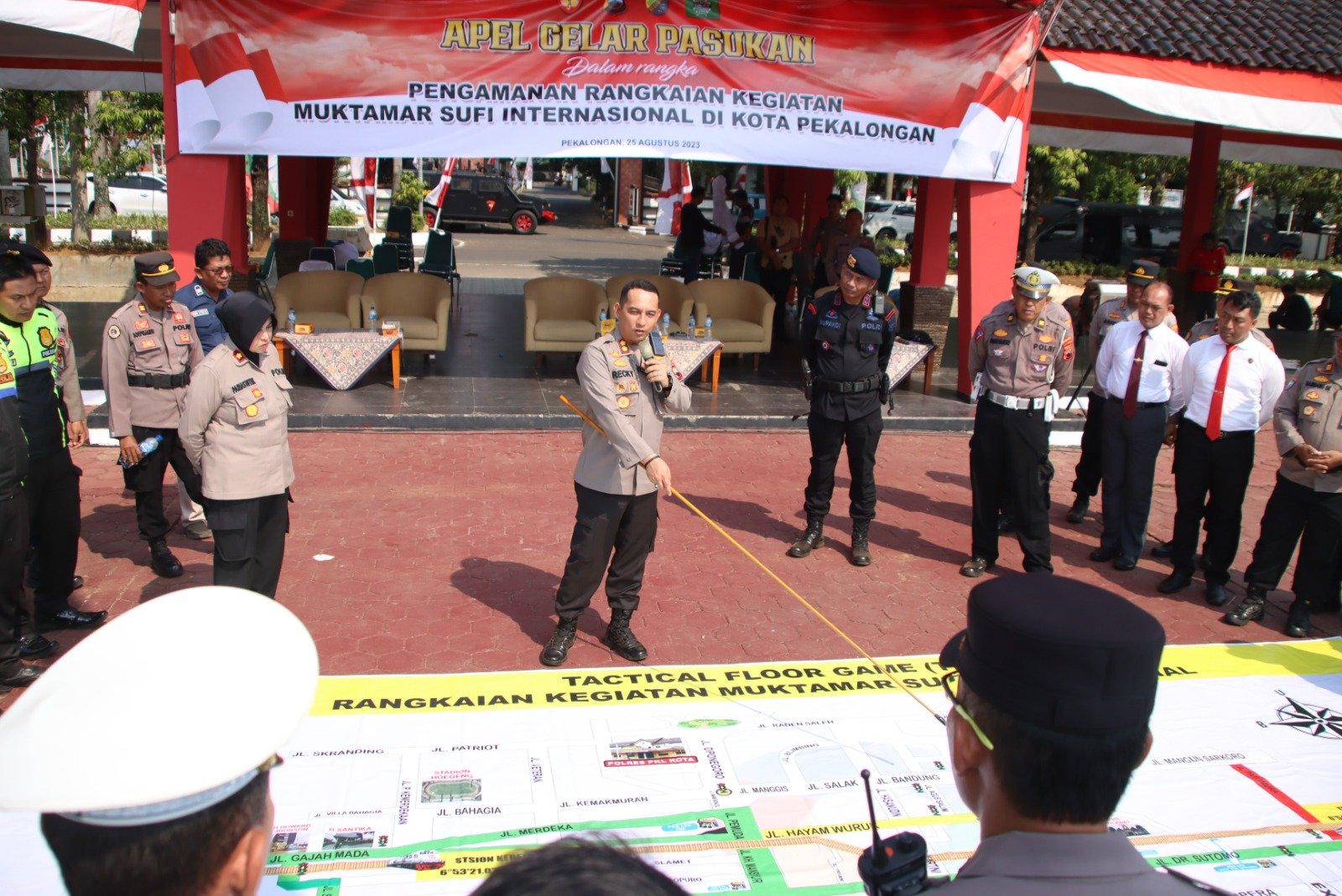 Polres Pekalongan Kota Melaksanakan Apel Gelar Pasukan, Cek Kesiapan Pengamanan Rangkaian Muktamar Sufi Internasional di Kota Pekalongan 2 IMG 20230825 WA0115