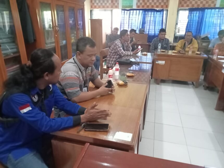 Kepsek SMK Muhammadiyah Kota Pekalongan Akui Tahan Ratusan Ijazah, Begini Kronologisnya 1 IMG 20250422 WA0037