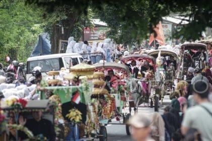 kirab budaya kereta kuda hut kabupaten pekalongan 1jvl9 dom2