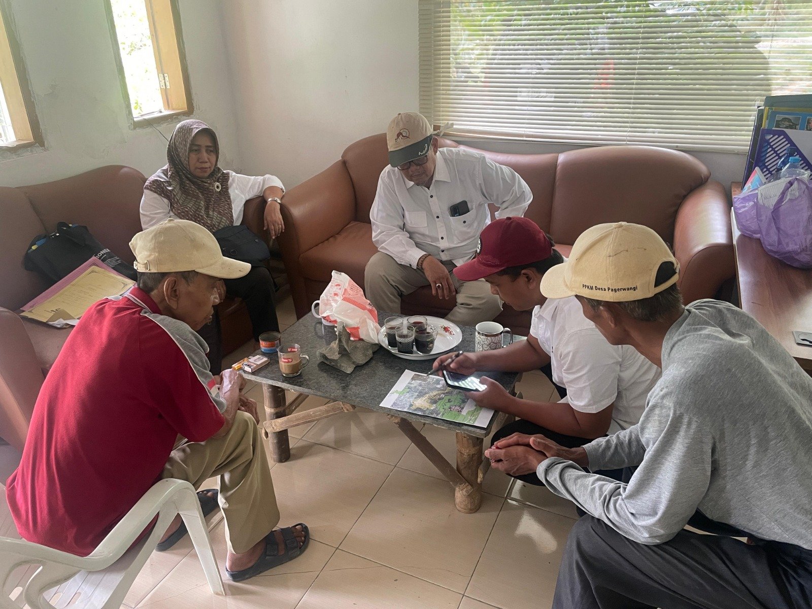 Kantor Pertanahan Kabupaten Tegal Laksanakan Cek Lapang PTP untuk Perizinan Pertambangan di Pagerwangi dan Sesepan 1 IMG 20250912 WA0018