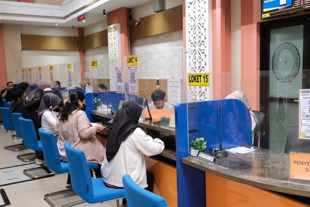 Kementerian ATR/BPN Resmikan Standardisasi Alur Loket Pelayanan Pertanahan Se-DKI Jakarta 1 IMG 20251204 WA0031