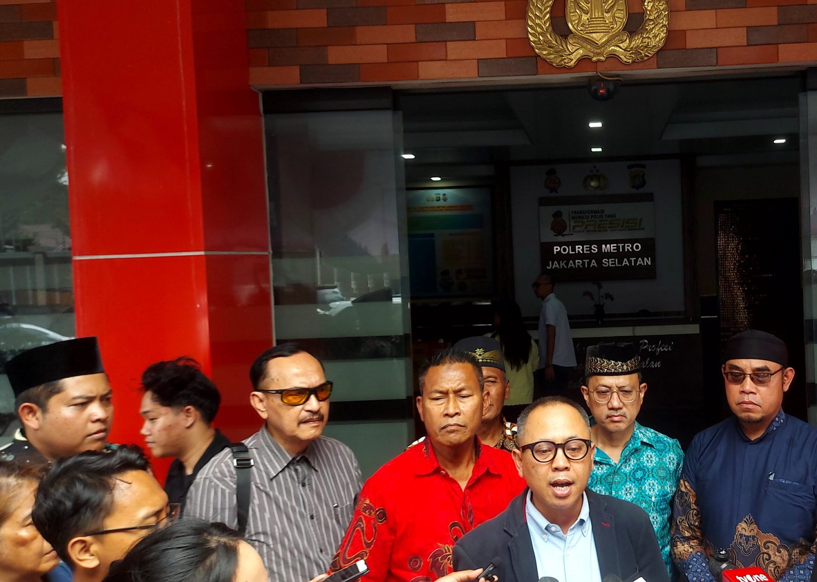 Kasus Penemuan Banyak Jenis Senjata Berjumlah Besar Dalam Sekolah Di Wilayah Jakarta Selatan 1 20260806 134412 scaled