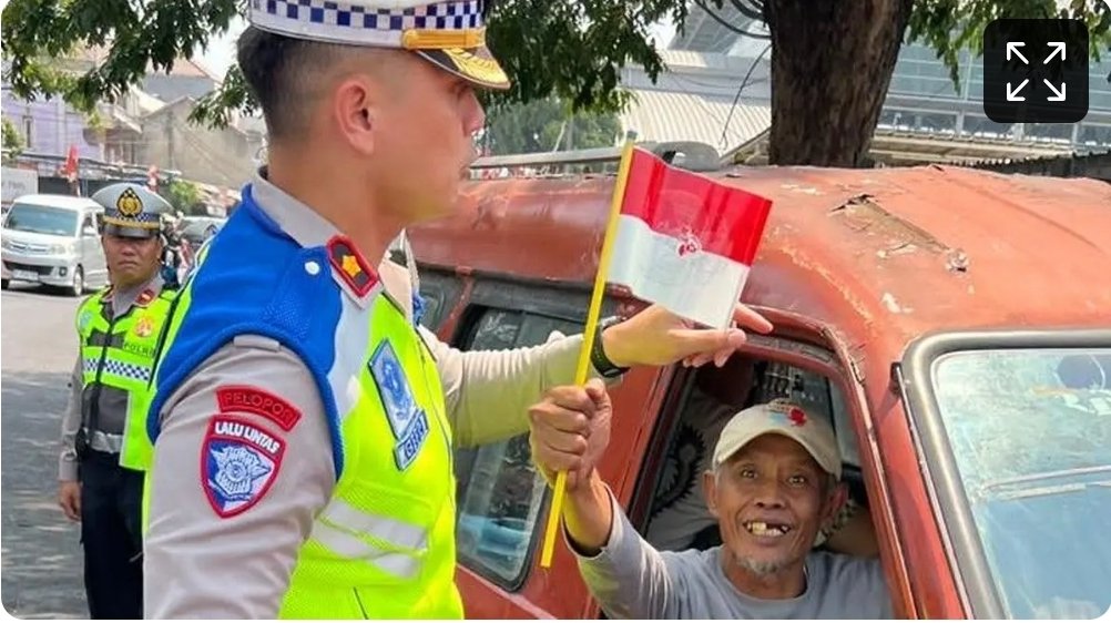 Satlantas PolRes Bekasi Aksi Simpatik & Edukasi Pengendara 1 Screenshot 20260813 233442 Chrome