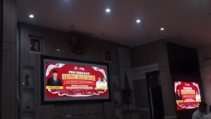 Sebanyak 220 warga Kabupaten Tasikmalaya menerima bantuan becak listrik melalui program Presiden Republik Indonesia Prabowo Subianto. 2 IMG 20260909 110435